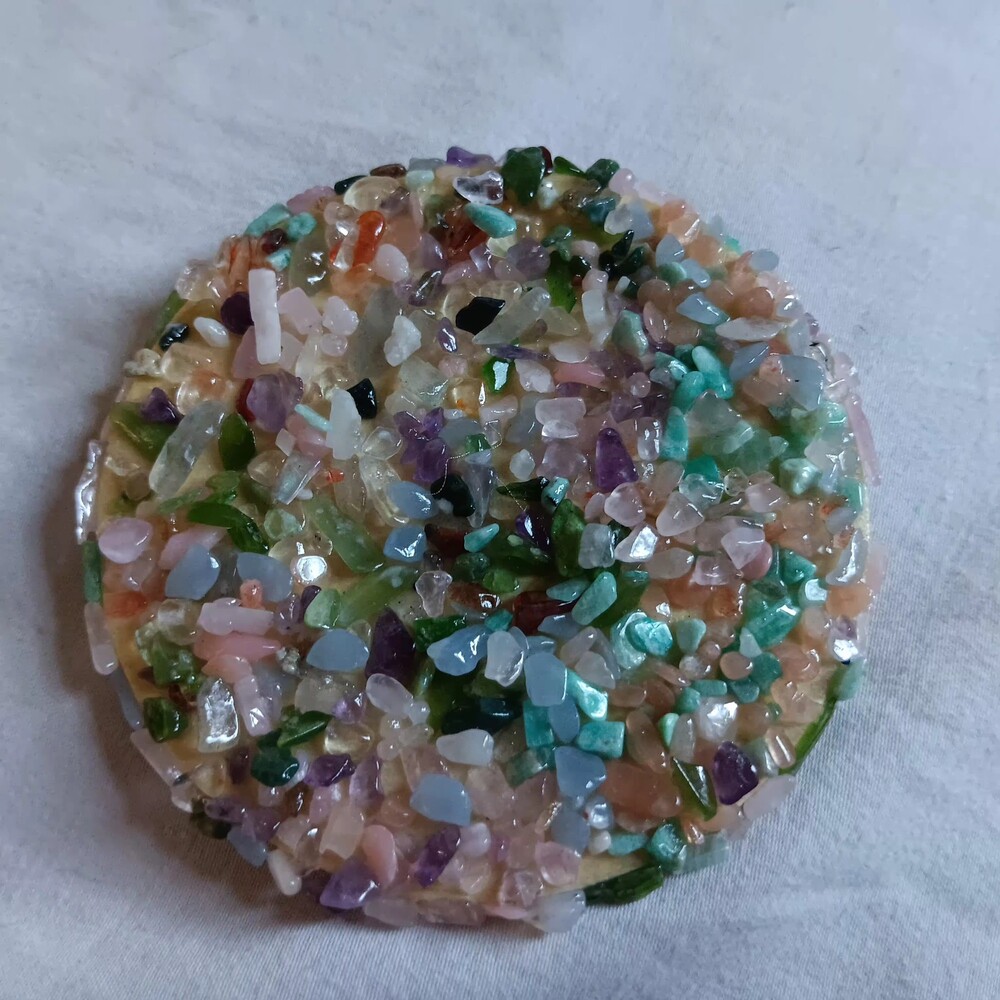 Circle Magnet with Natural Crystal Chips Amethyst Rose Quartz Green Aventurine